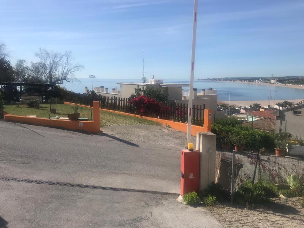 Casa Linda, A Due Passi Dal Mare Apartamento Numana Exterior foto