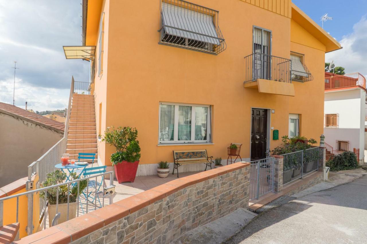 Casa Linda, A Due Passi Dal Mare Apartamento Numana Exterior foto