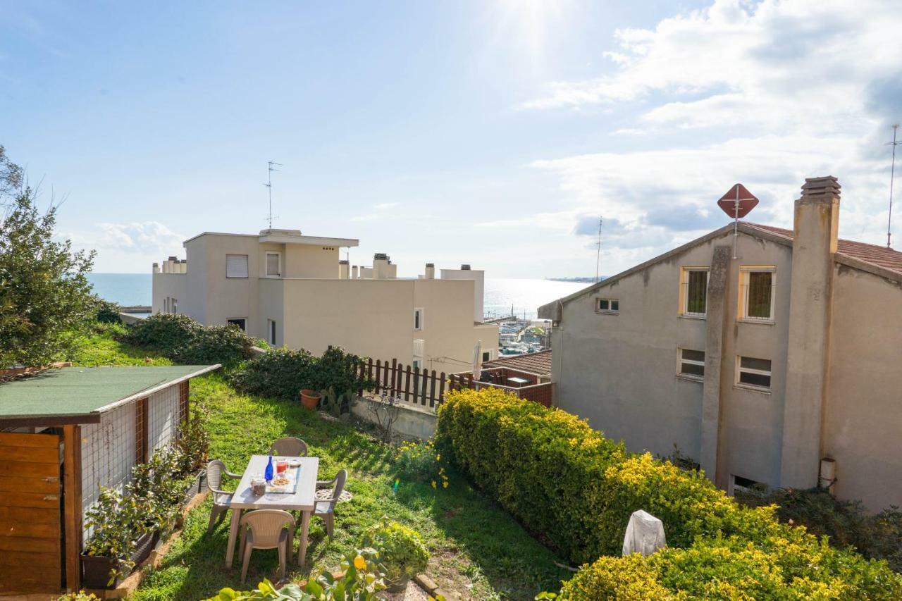 Casa Linda, A Due Passi Dal Mare Apartamento Numana Exterior foto
