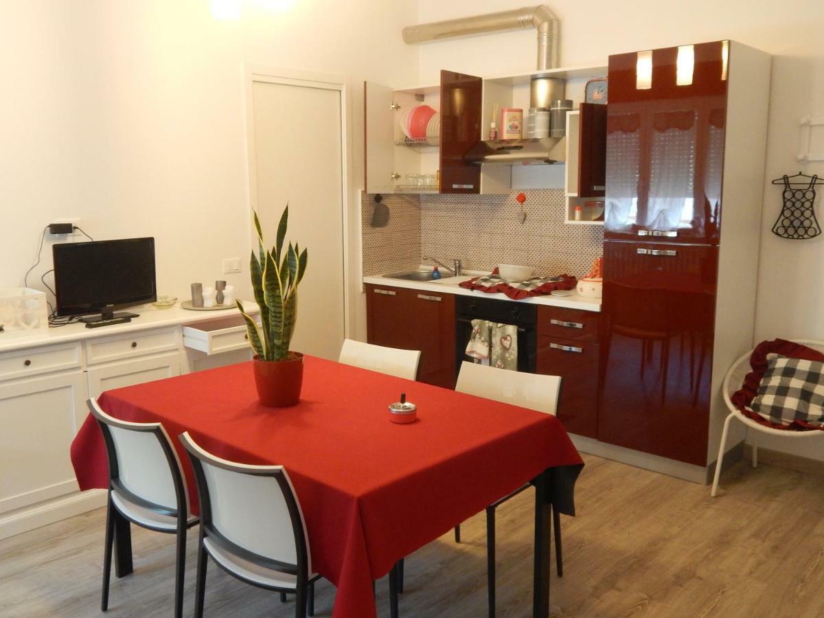 Casa Linda, A Due Passi Dal Mare Apartamento Numana Exterior foto